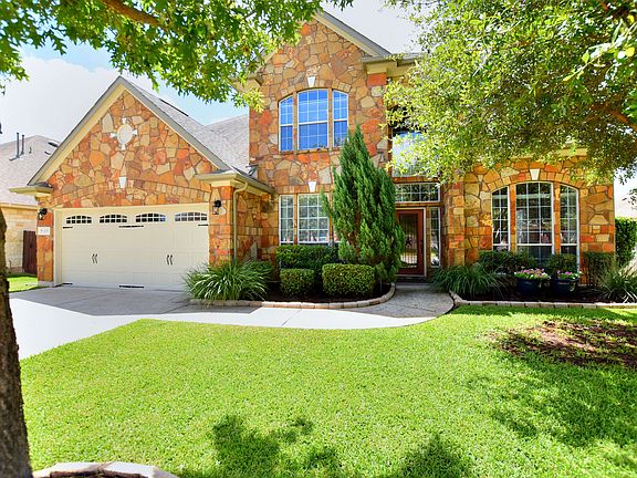 5th image of 408 Scarlet Maple Dr
