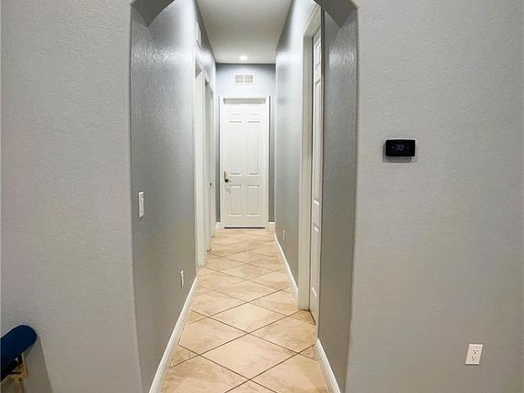 5th image of 2200 Vardin PL