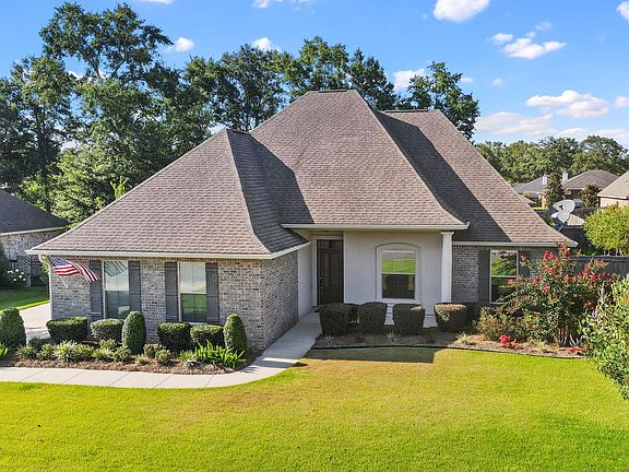 2nd image of 1077 Destin Ave