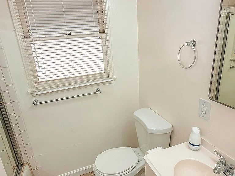 4520 Mesa Dr — Photo 9