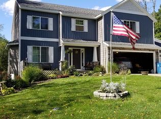 8471 45th St SE, Ada, MI 49301