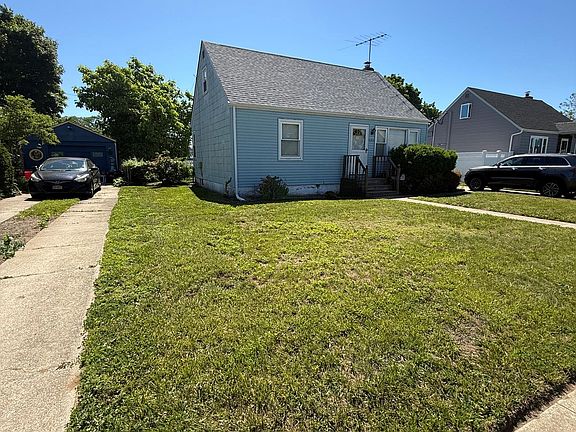 2nd image of 150 Oriole Road