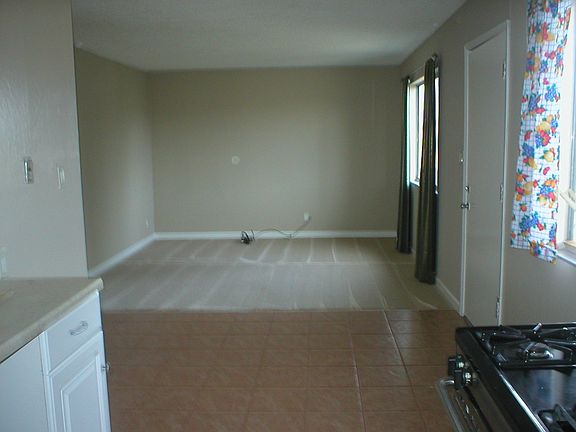 5th image of 2201 Bush Ave APT 4