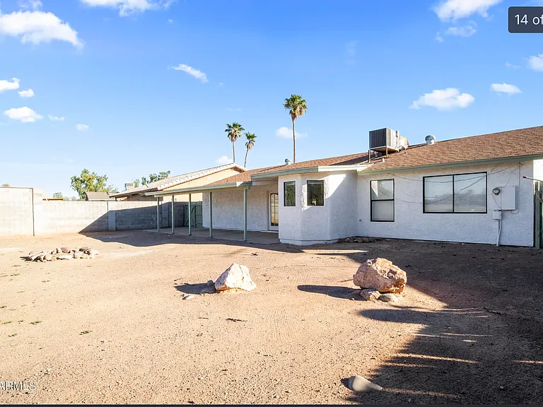 944 W Calle Tuberia — Photo 3