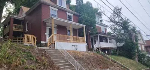 4 bed, 3500 sqft, $1,595 — Photo 1