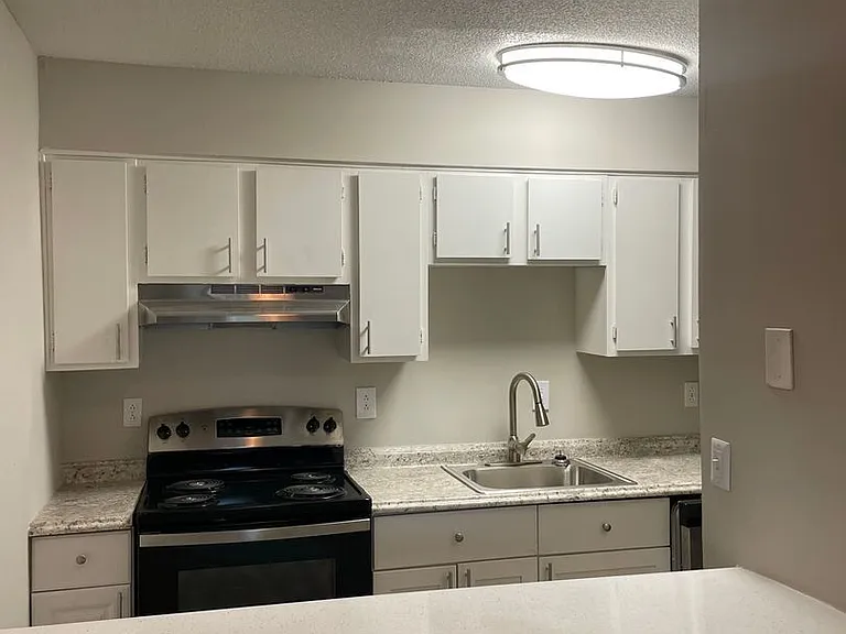 Valley Crest — Photo 8