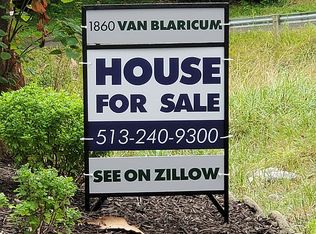 1860 Van Blaricum Rd, Cincinnati, OH 45233