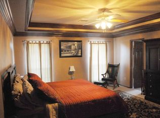 19612 Harness Ct, Edmond, OK 73012