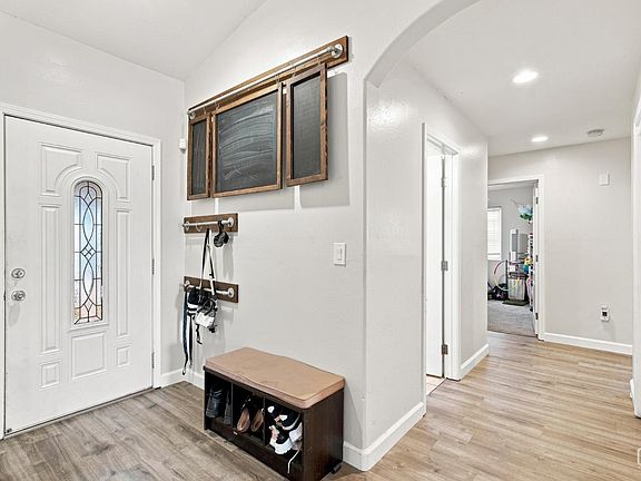 2nd image of 231 Winter Meadow Way
