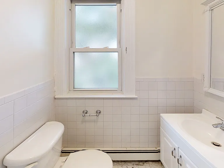 30 Kenwood St #2 — Photo 7