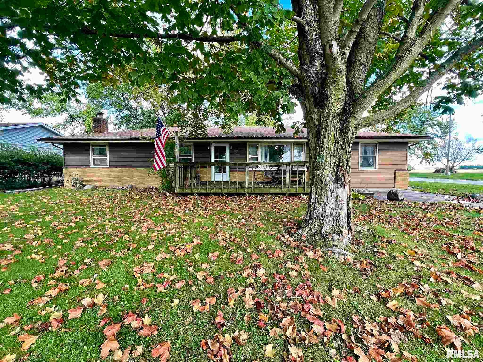 301 1st St, Congerville, IL 61729 Zillow