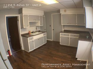 1124 S 62nd St #A, West Allis, WI 53214