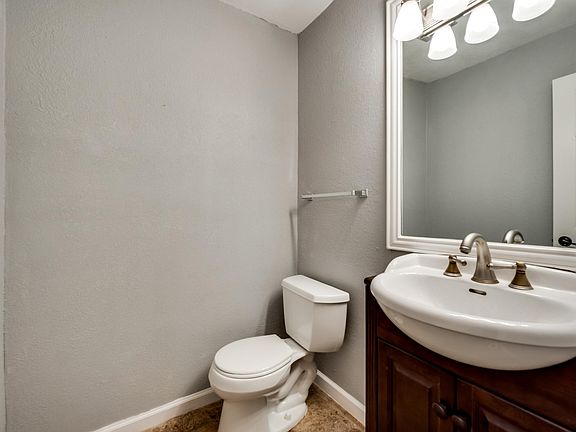 2nd image of 2207 Park Hill Dr