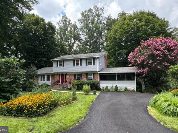 12504 Davan Dr, Silver Spring, MD 20904