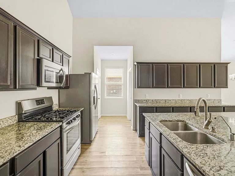 18025 Atwood Mill Dr — Photo 16
