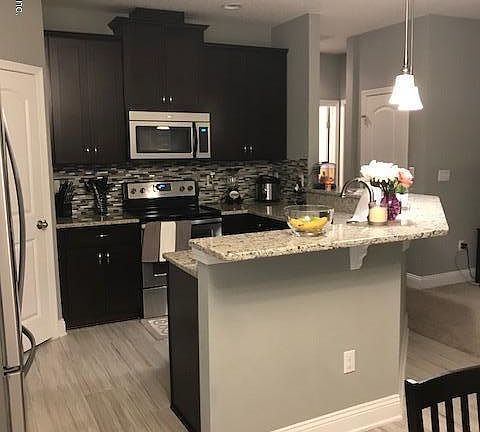 5th image of 509 Meldrum Ln