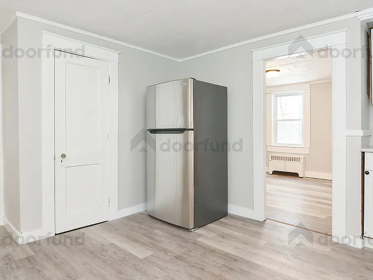 11 Pleasant St #3 — Photo 5
