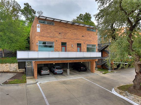 2nd image of 2205 N Lamar Blvd Unit 412