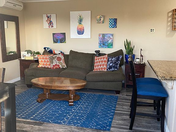 2nd image of 4426 Temecula St