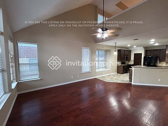 5th image of 324 Rapid Falls Dr