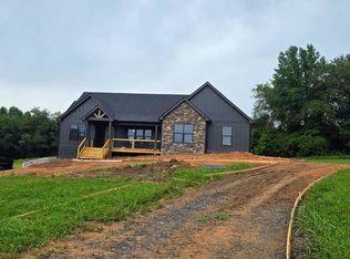 2490 New Hope Rd, Morganton, GA 30560