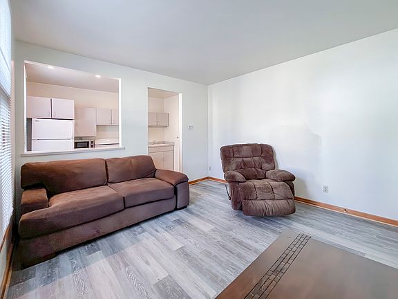 2nd image of 1863 N Oakland Ave #1