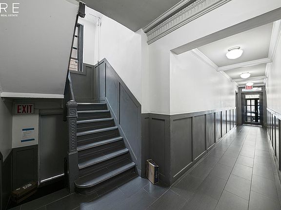 5th image of 304 10th St #4