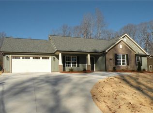 5655 Styers Ferry Rd, Clemmons, NC 27012