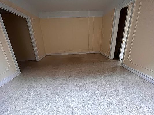 3rd image of 955 Underhill Ave #453