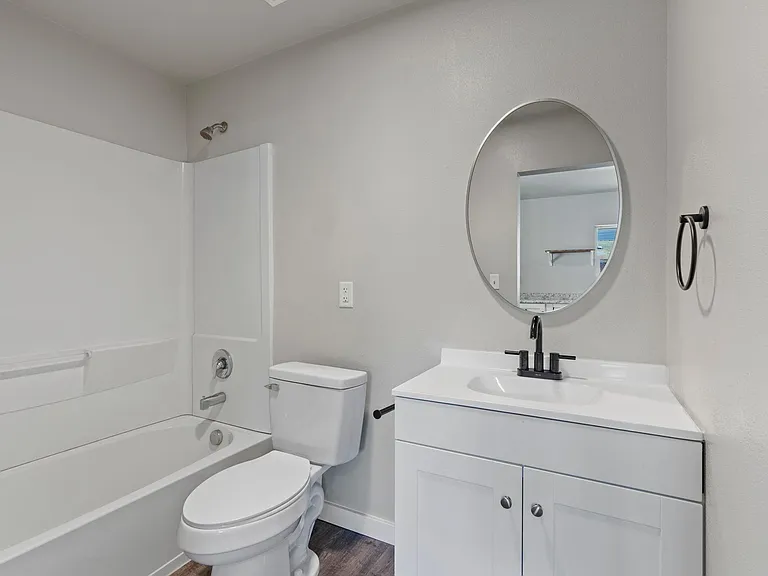1707 W 8th Ave #2 — Photo 12
