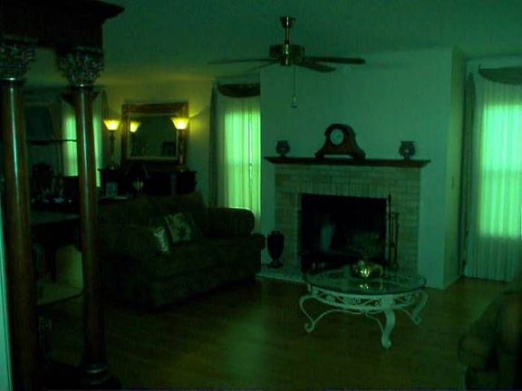 Livingroom with fireplace