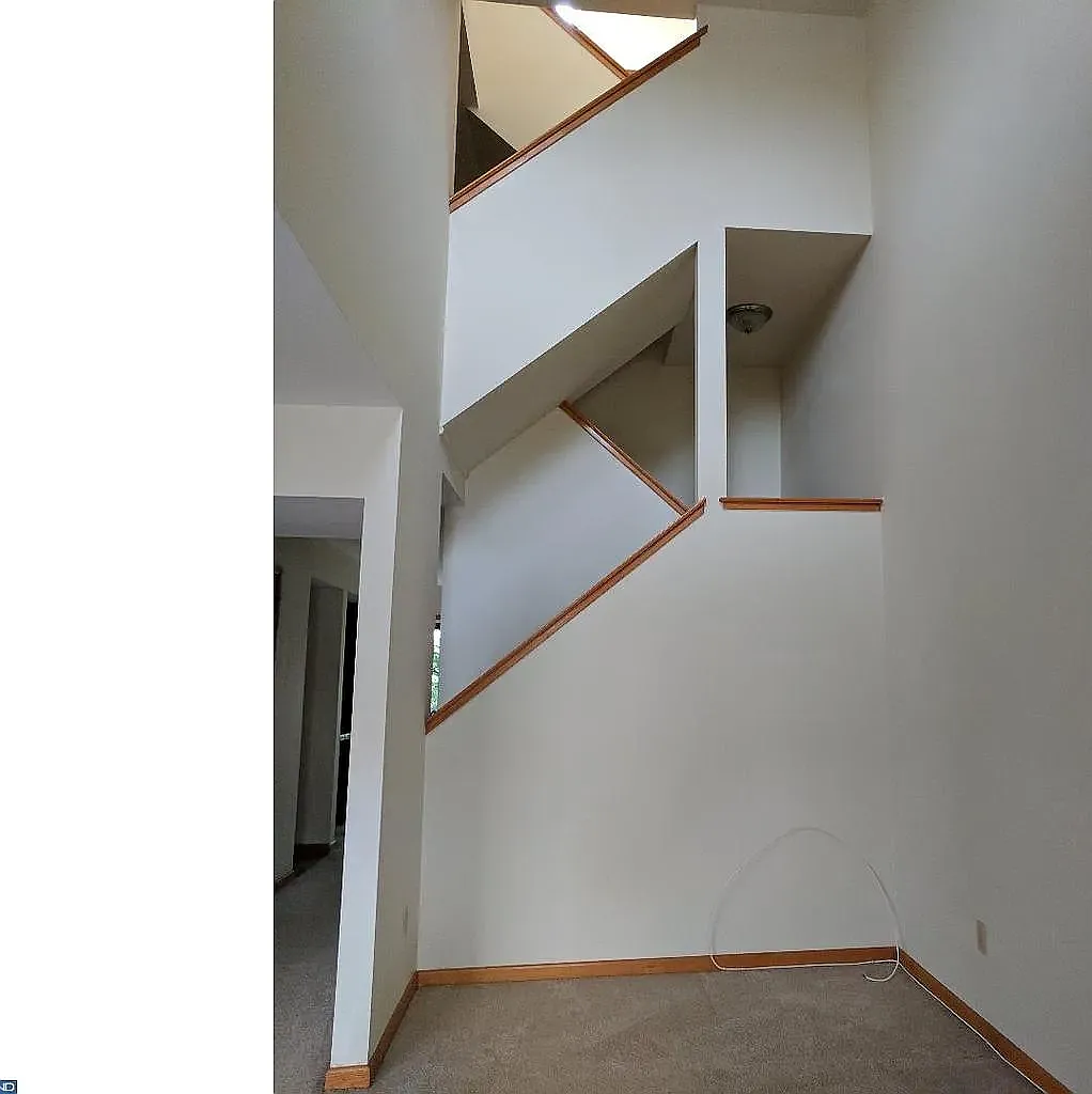 3 bed, 1978 sqft, $3,750 — Photo 4