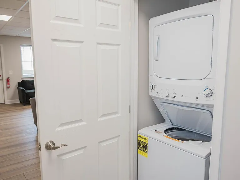 123 Bateman St #4-406C — Photo 27