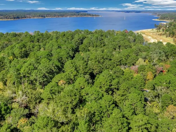 129 Private Road 7844, Broaddus, TX 75929