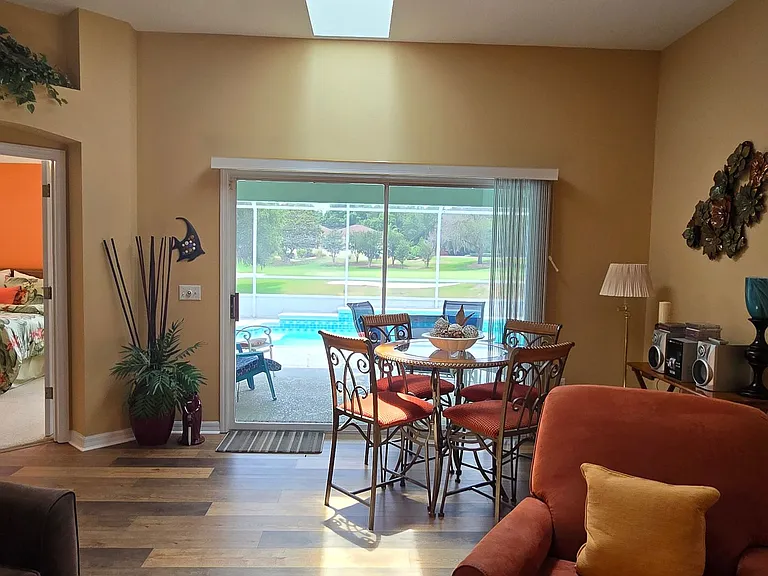 2137 Gerardo Ave — Photo 10