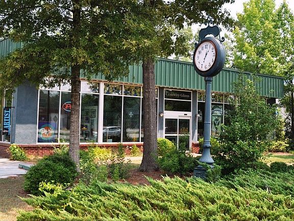 Side street warmth with Main Street traffic count