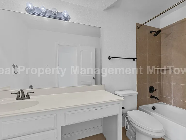 4106 Horseshoe Ln — Photo 35