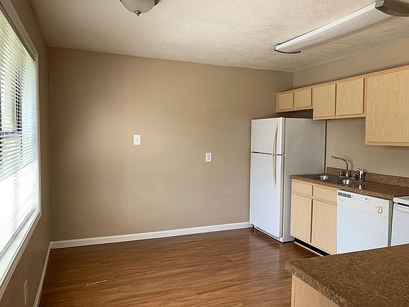 4th image of 3620 Southmore Blvd APT 24