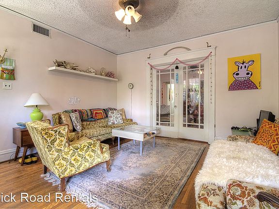 3rd image of 8 N Colonial Ave APT B
