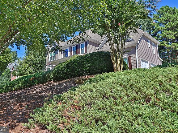 3rd image of 2315 Walnut Grove Way