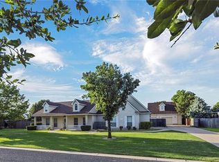 107 San Jacinto Dr, Hutto, TX 78634