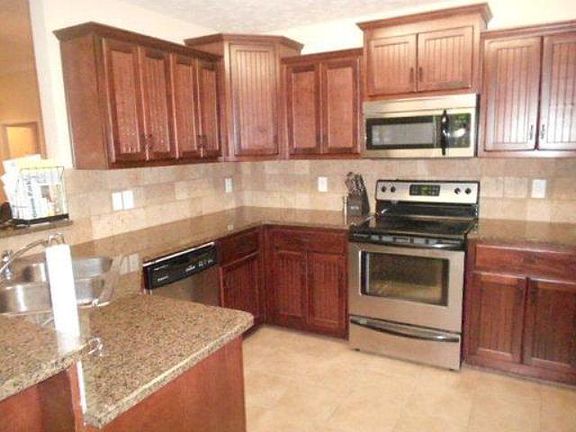 3rd image of 102 Boulder Creek Dr