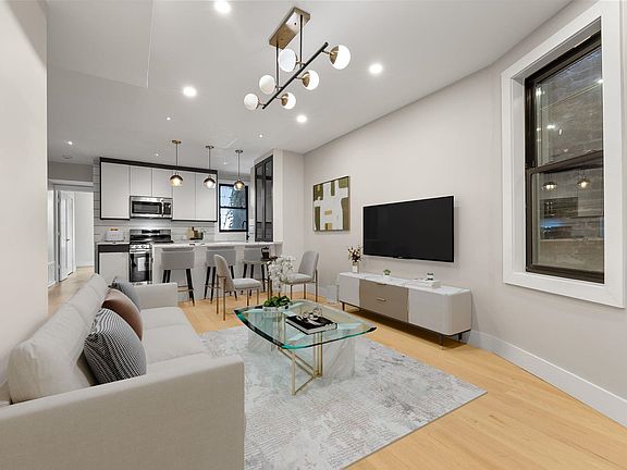3rd image of 116 Booraem Ave APT 2