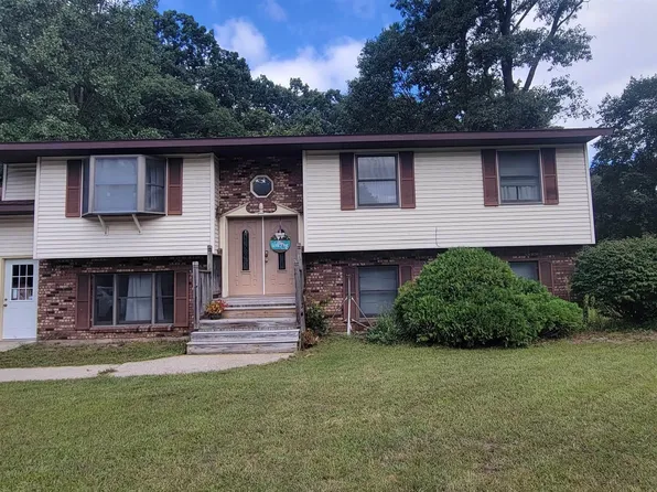 1216 Robin Rd, Muskegon, MI 49445