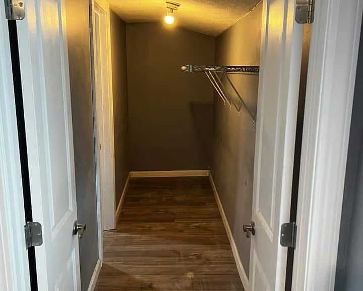 1798 W Gaulbert Ave — Photo 9