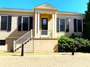 3414 E Lime Kiln UNIT B, Saint Charles, MO 63301