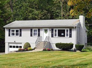 581 Middle Road Tpke, Woodbury, CT 06798