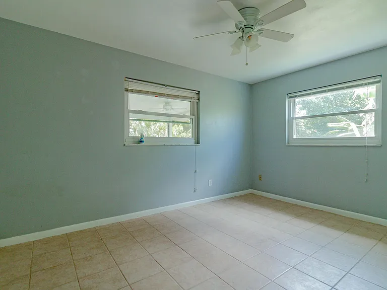 5261 Elm Ct — Photo 13
