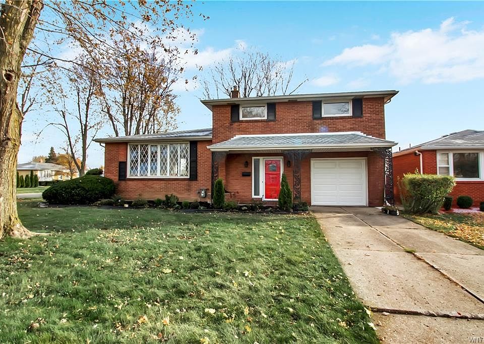 1st image of 18 Nagel Dr