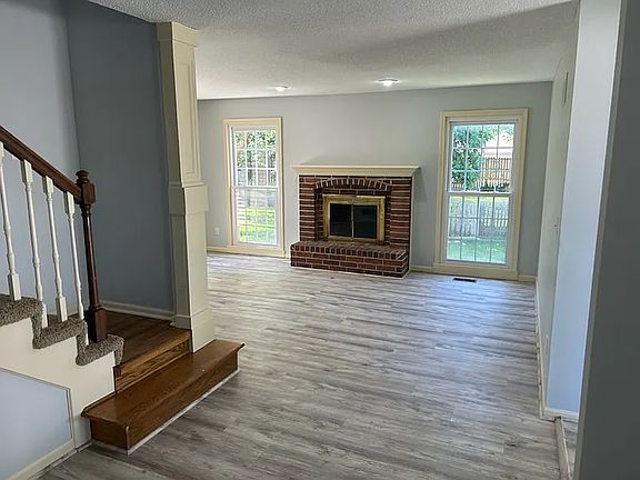 4th image of 8423 N Winter Ave